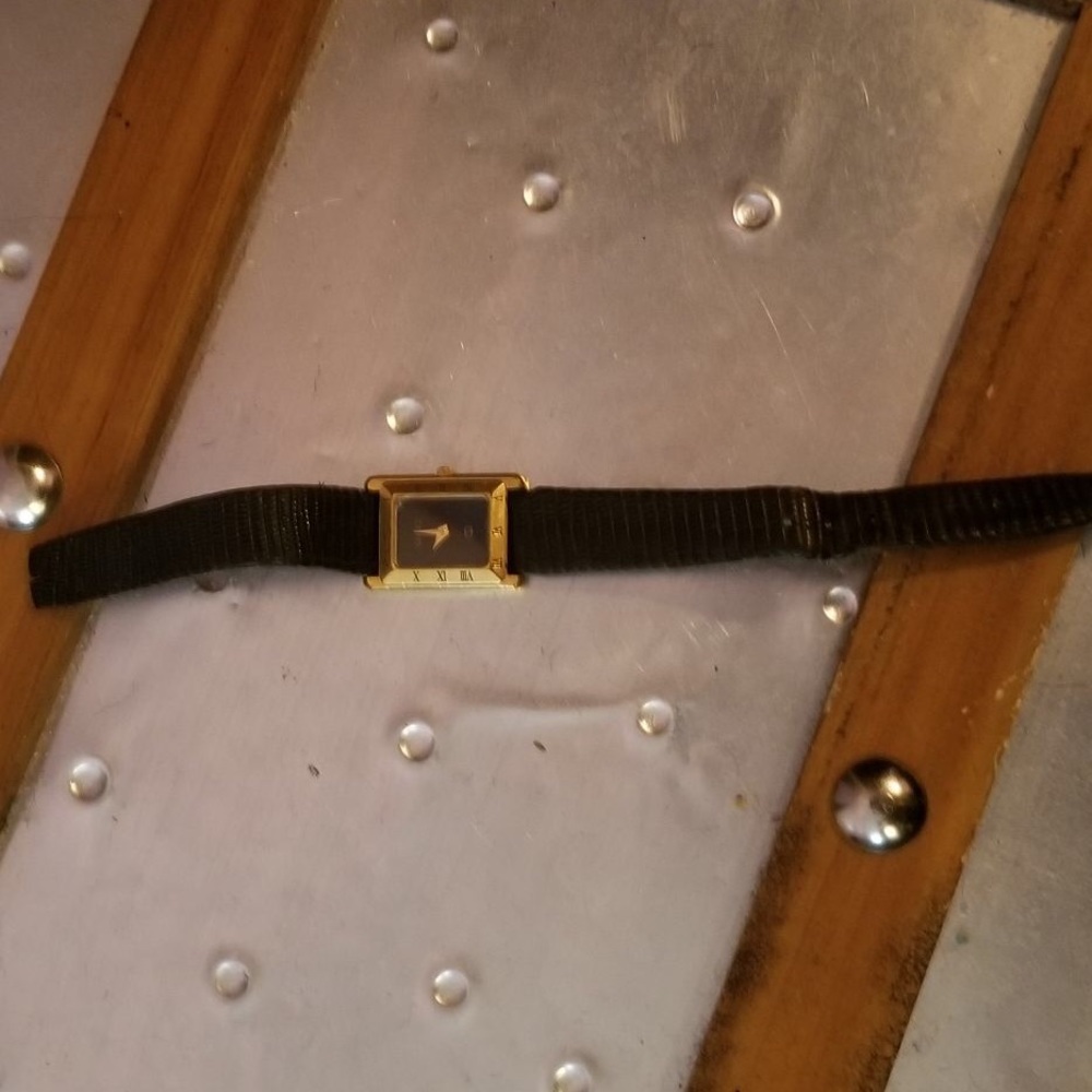 Vintage Gucci watch